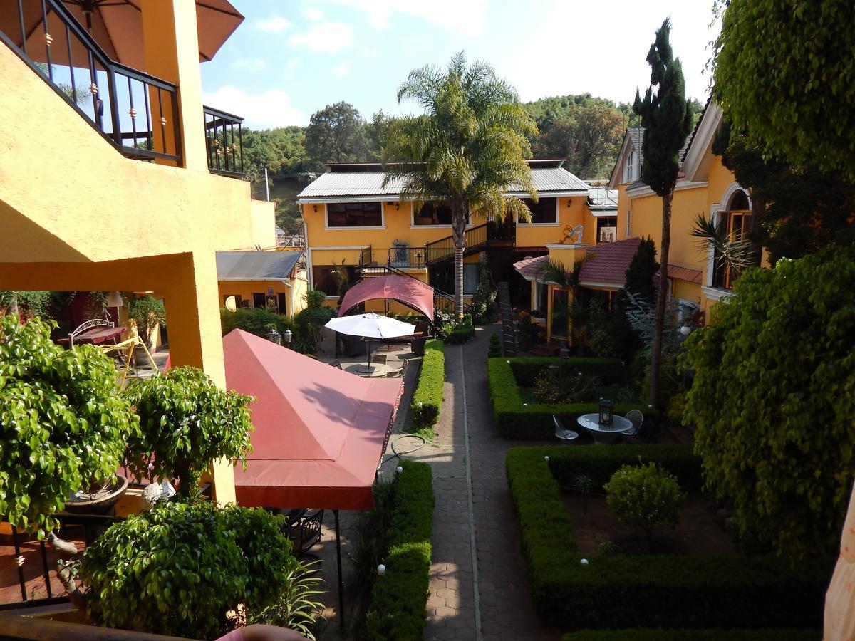 Hotel Farah Nuevo San Juan Parangaricutiro Exterior foto